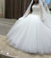 Красиво свадебное платье по выгодной цене